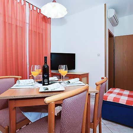 Sukošan Apartments Lucija מראה חיצוני תמונה
