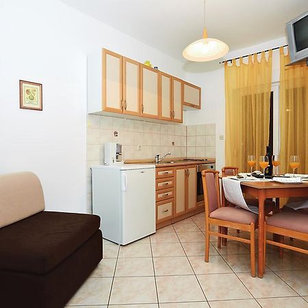 Sukošan Apartments Lucija מראה חיצוני תמונה