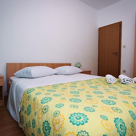Sukošan Apartments Lucija מראה חיצוני תמונה