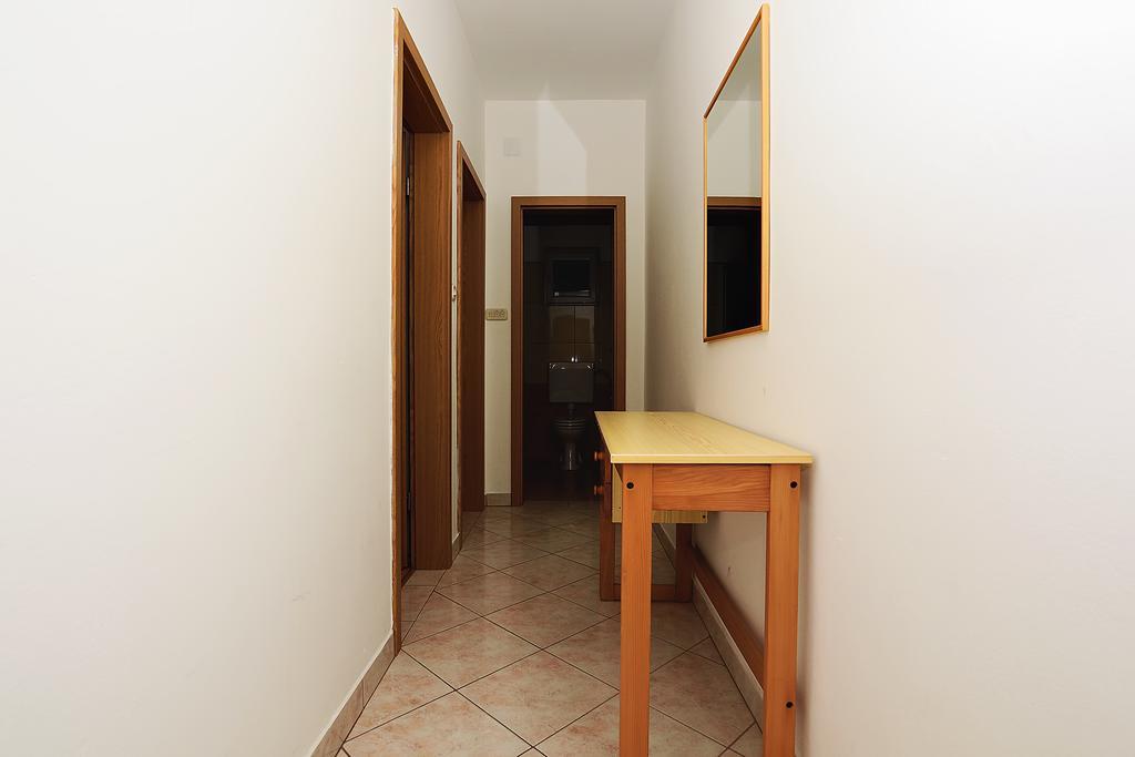 Sukošan Apartments Lucija מראה חיצוני תמונה
